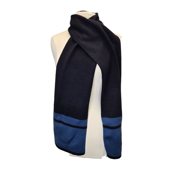 GAP Men's Navy Blue Striped Winter Scarf - Picture 1 of 12